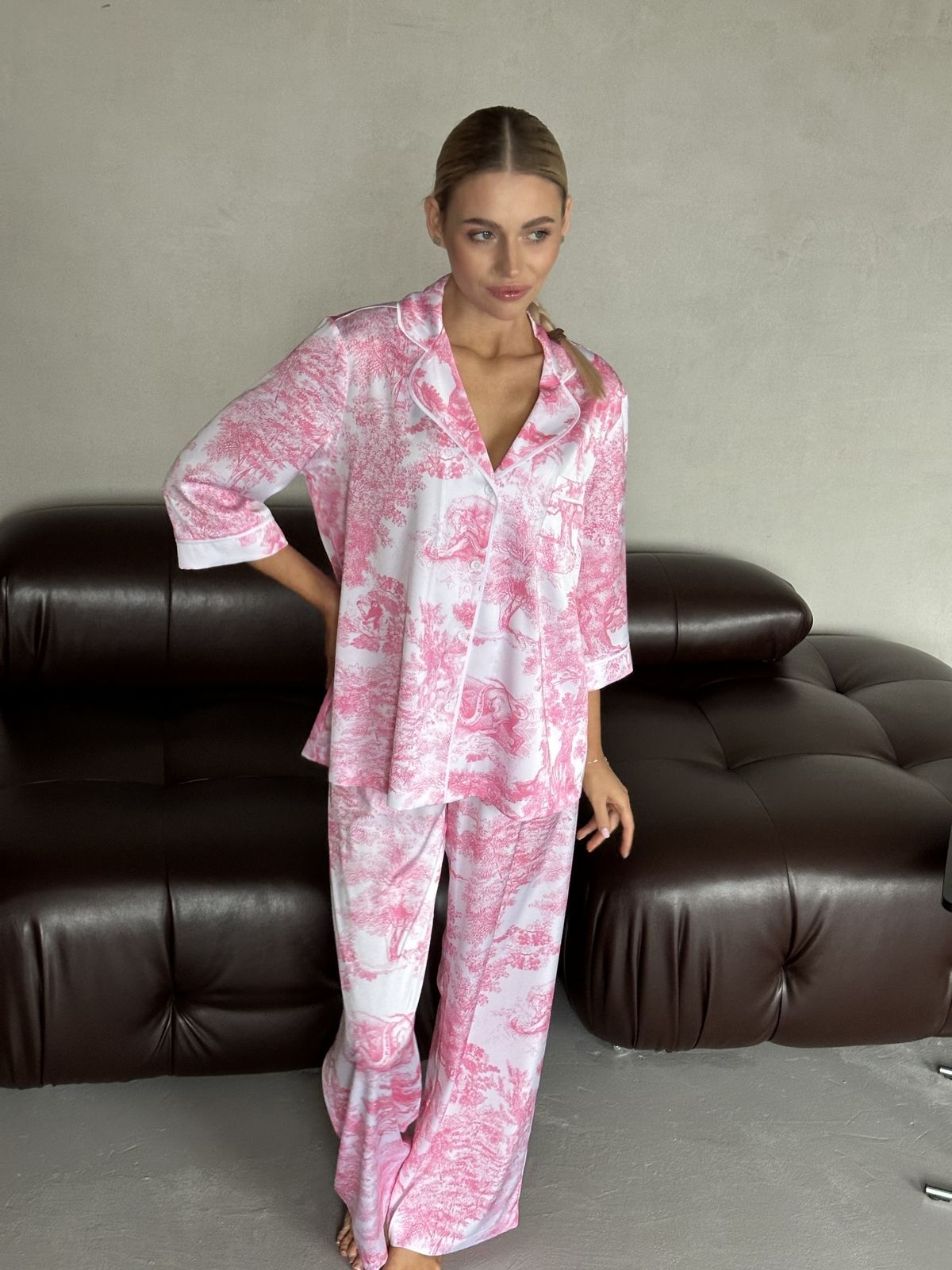 Jacket with pants print "Leopards" pink, XS, 97% віскоза
3% еластан